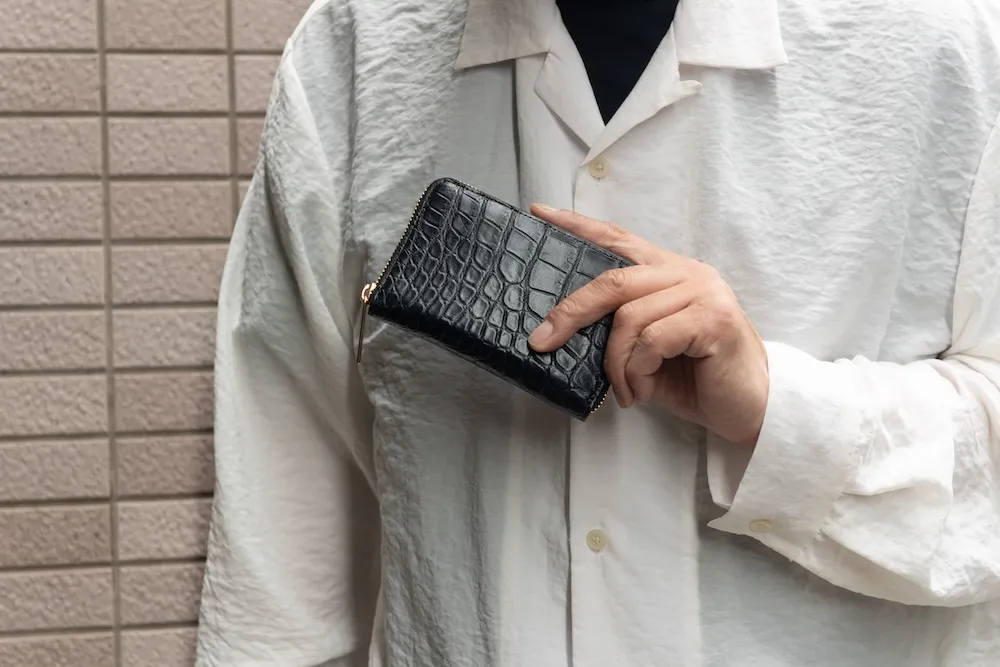 マットクロコハーフラウンドウォレット 正面