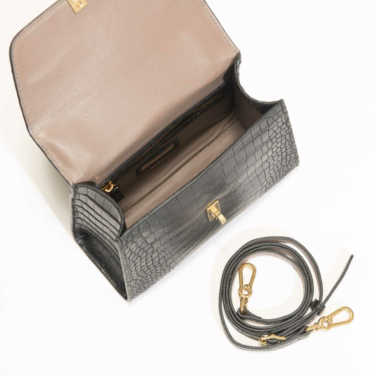 MADE IN ITALYクロコバッグ中カラブリアン・ブラック5