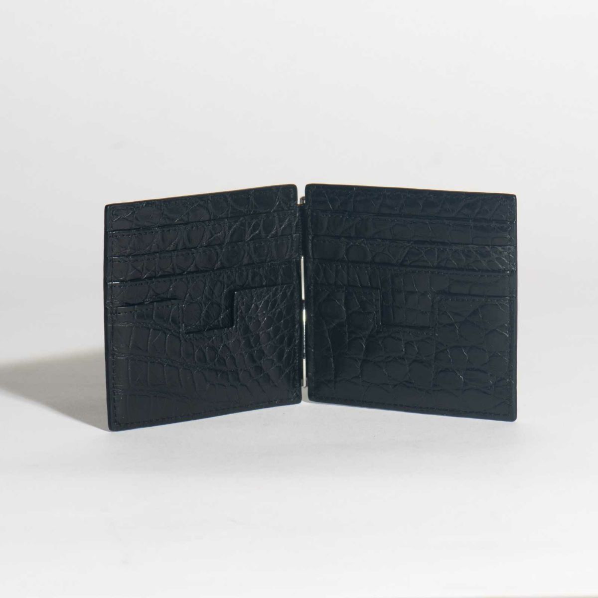 マットクロコマネークリップブラック3