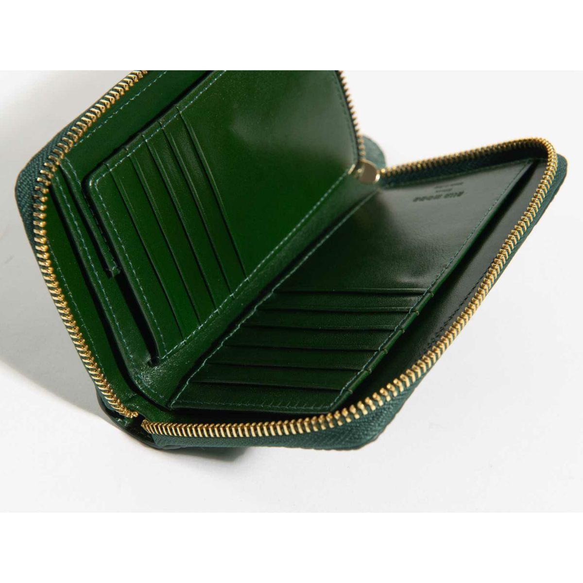 MADE IN ITALYクロコラウンドサイフ本シリーズ唯一のメンズテイストモデルティレニアングリーン5